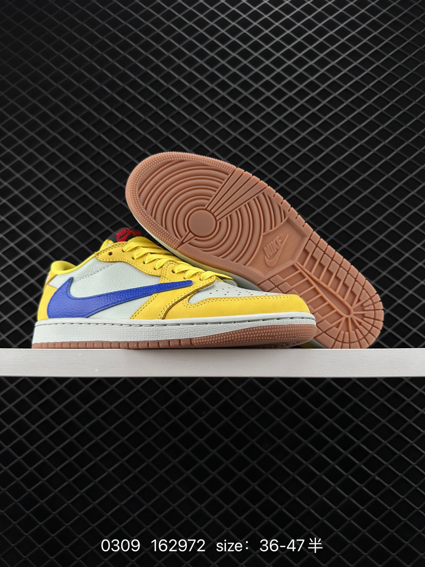 Travis Scott x Air Jordan 1 Low 